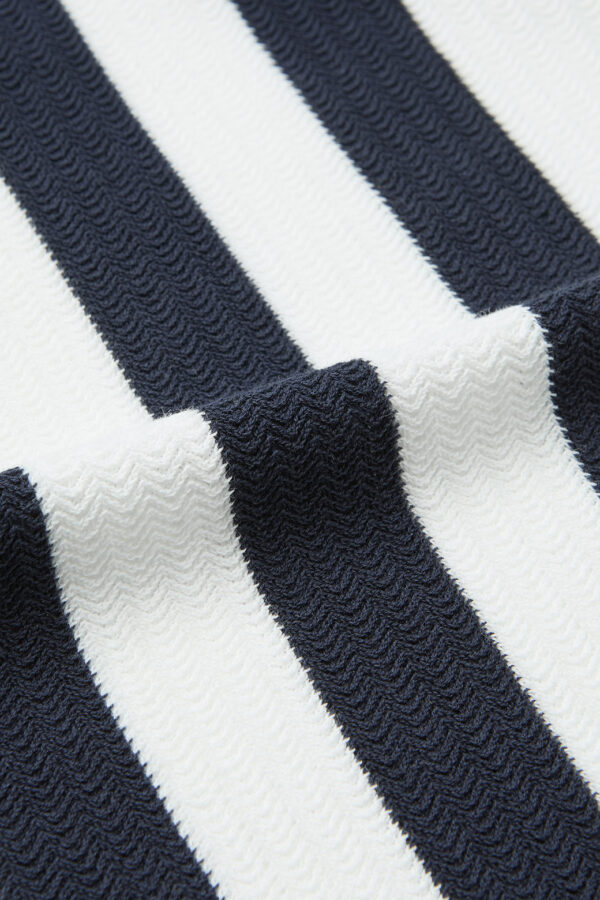 Striped Shawl (Women)
