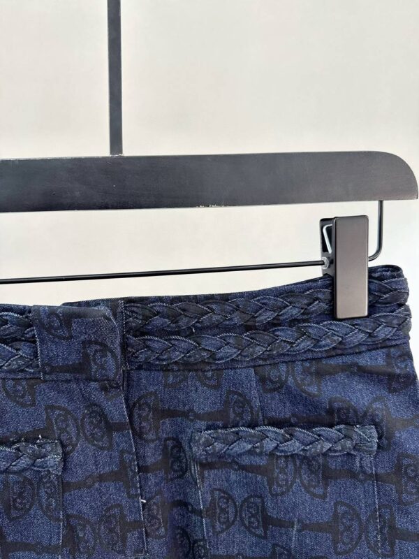 G41001 Denim-Like Skirt (Women)