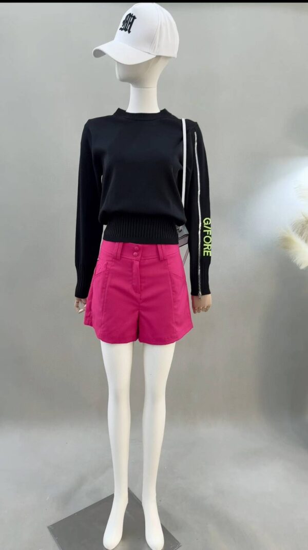G41003 Mid Waisted Shorts Woman